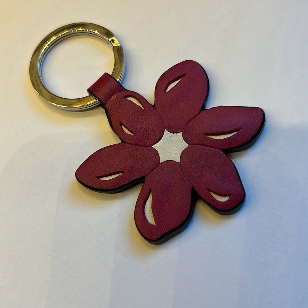 COACH Flower Keychain - Picture 2 of 6